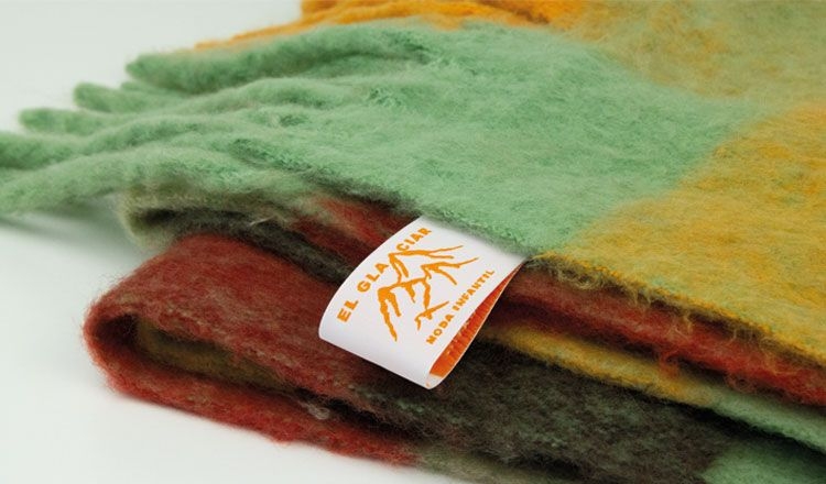 mandar a hacer etiquetas personalizadas para la ropa