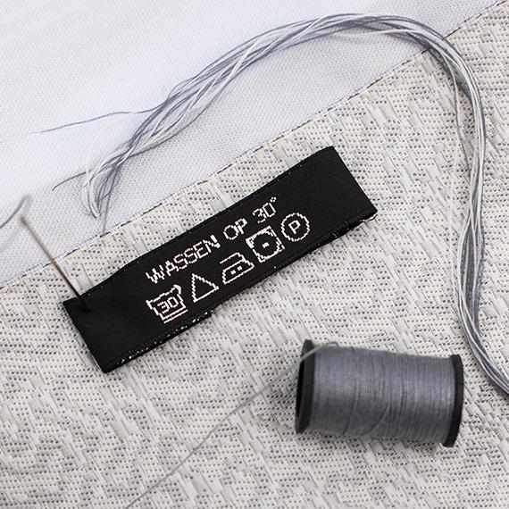 Étiquette avec logo 15mm