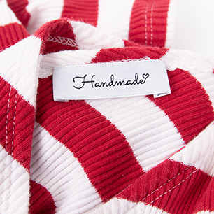 Sewing labels “Handmade”